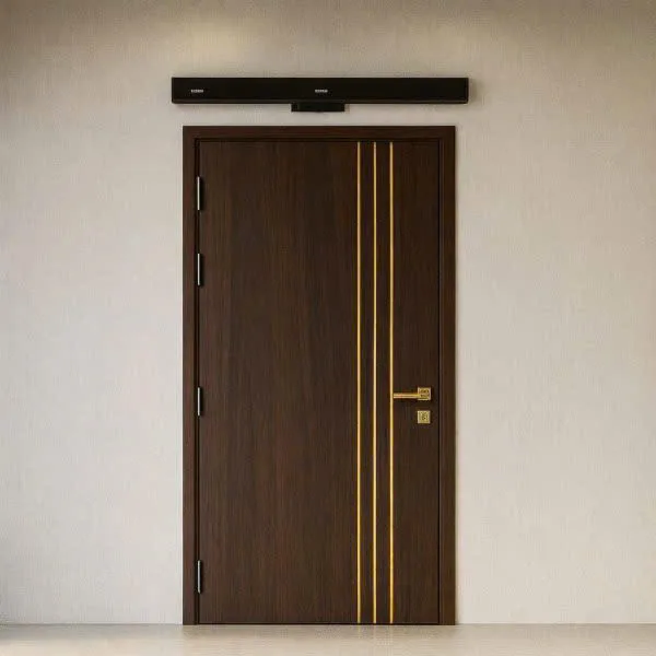 Cửa gỗ chống cháy EI60 một cánh bề mặt vân gỗ nâu đậm có tay co thủy lực